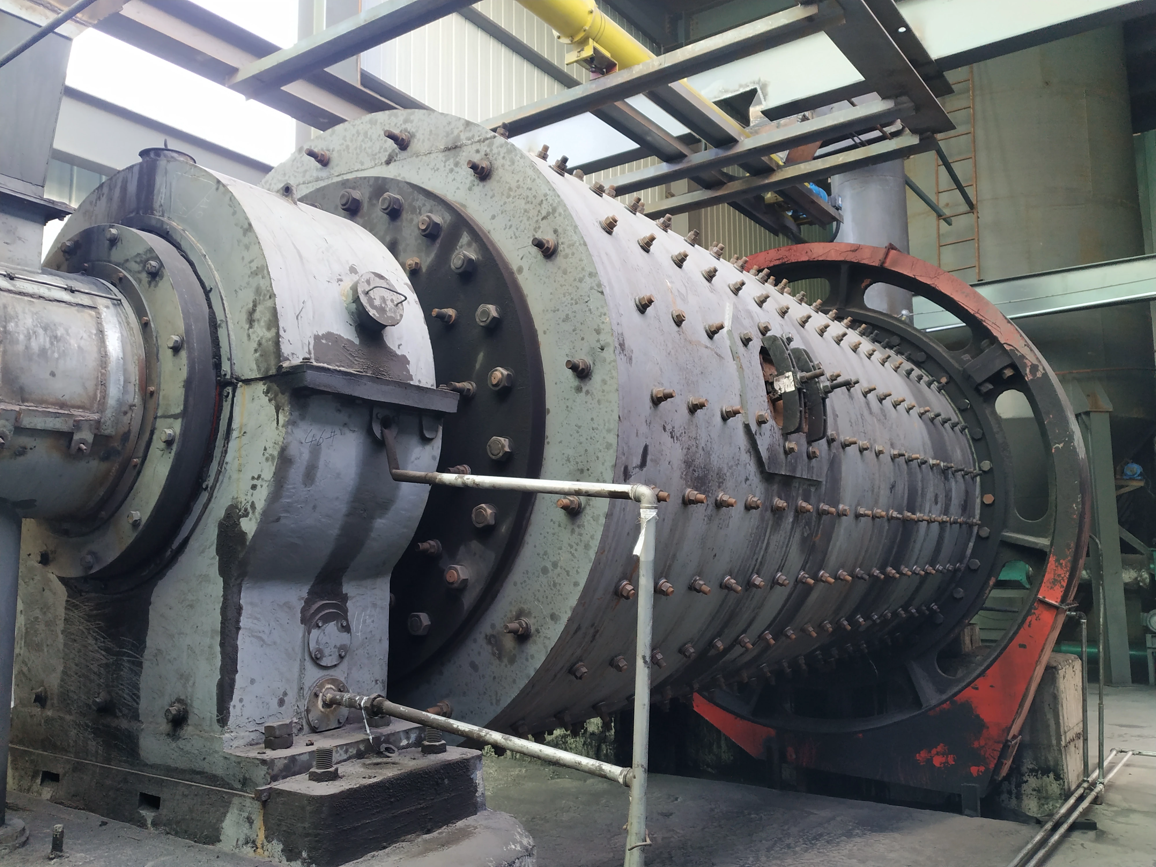 Quartz sand ball mill