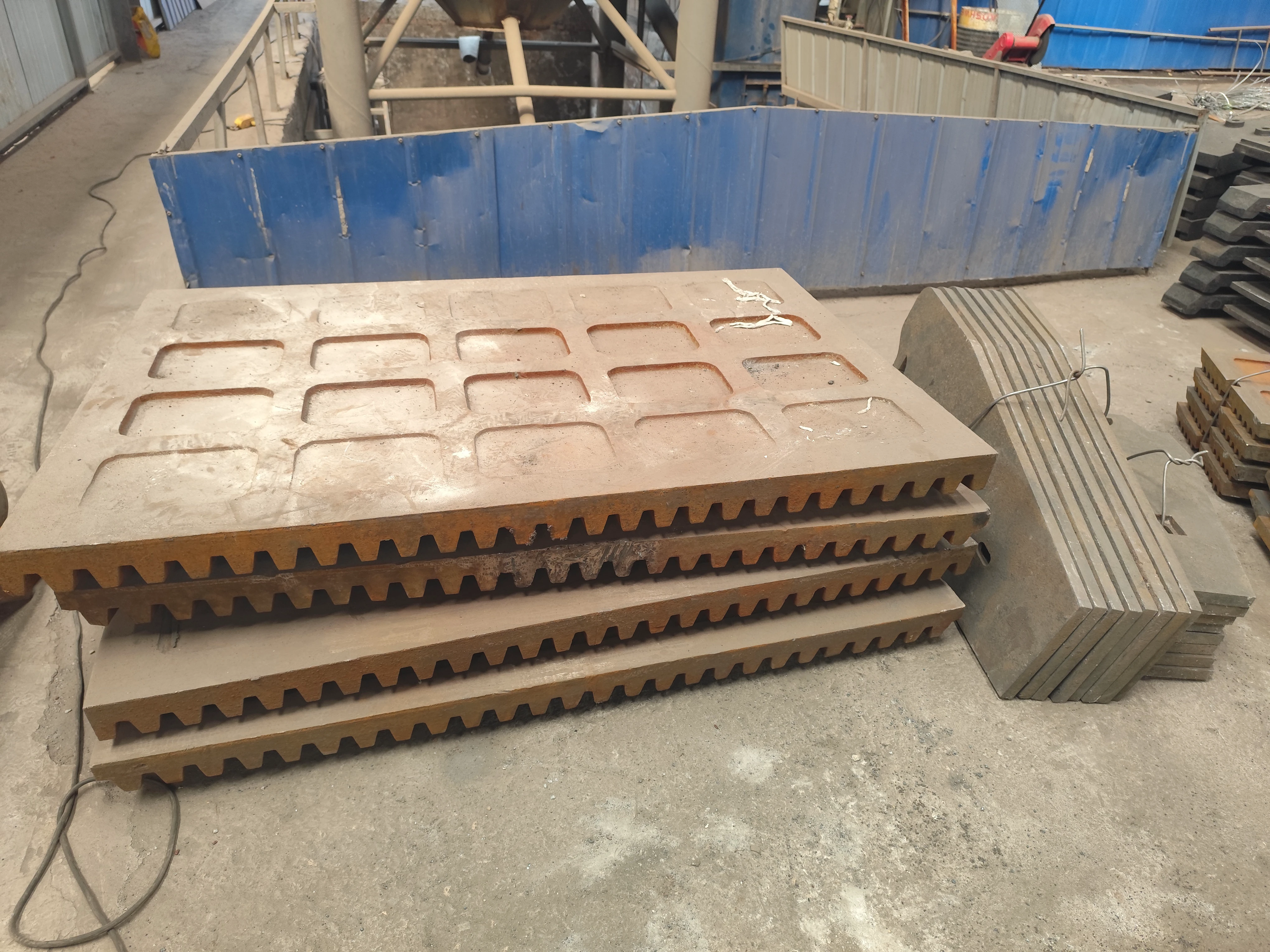 Jaw crusher lining